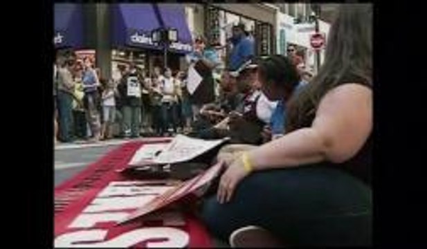 Trabajadores exigen mejores salarios