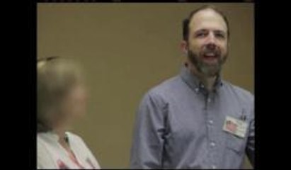 Llega médico infectado de Ébola