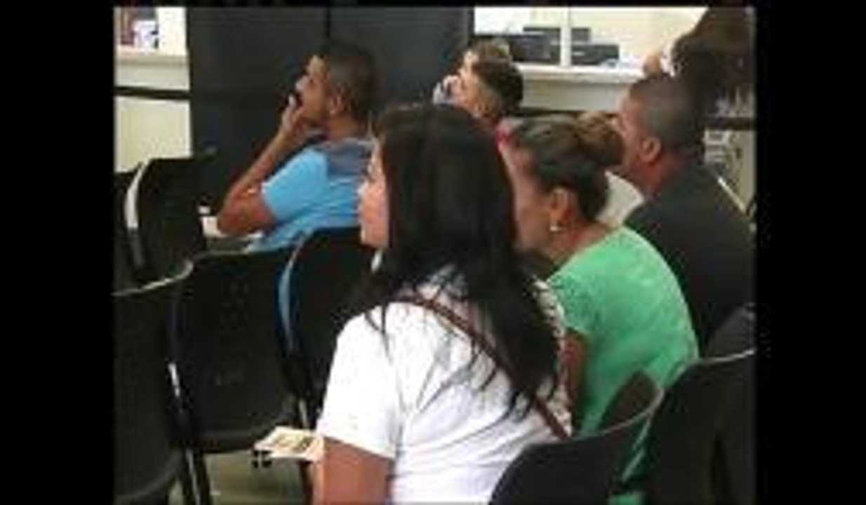 Consulado A Su Lado