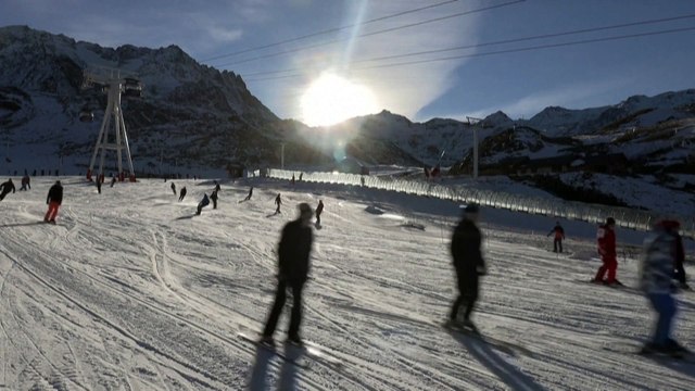 Первые лыжники на французских склонах