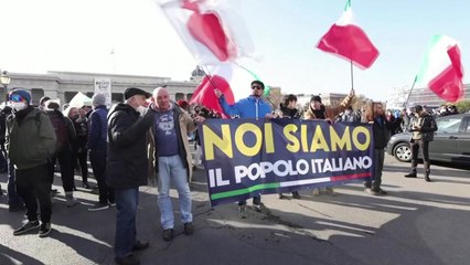 오스트리아 '봉쇄·백신 의무화 반대' 시위...7천 명 참가 / YTN