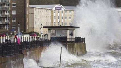 Storm Imogen shuts busy Kent roads