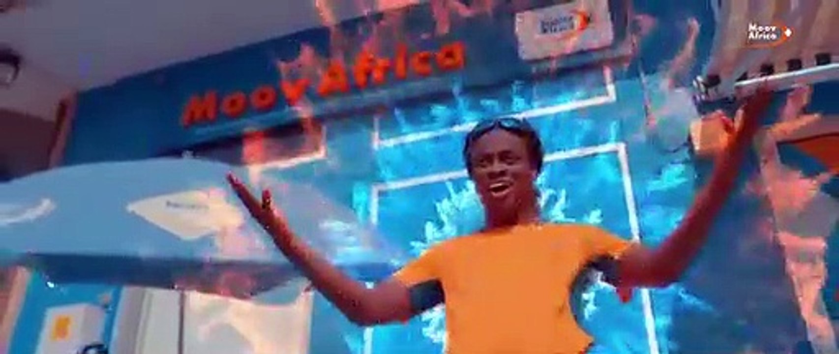 REJOINS UN MONDE NOUVEAU- REJOINS MOOV AFRICA GUIDJOOOO