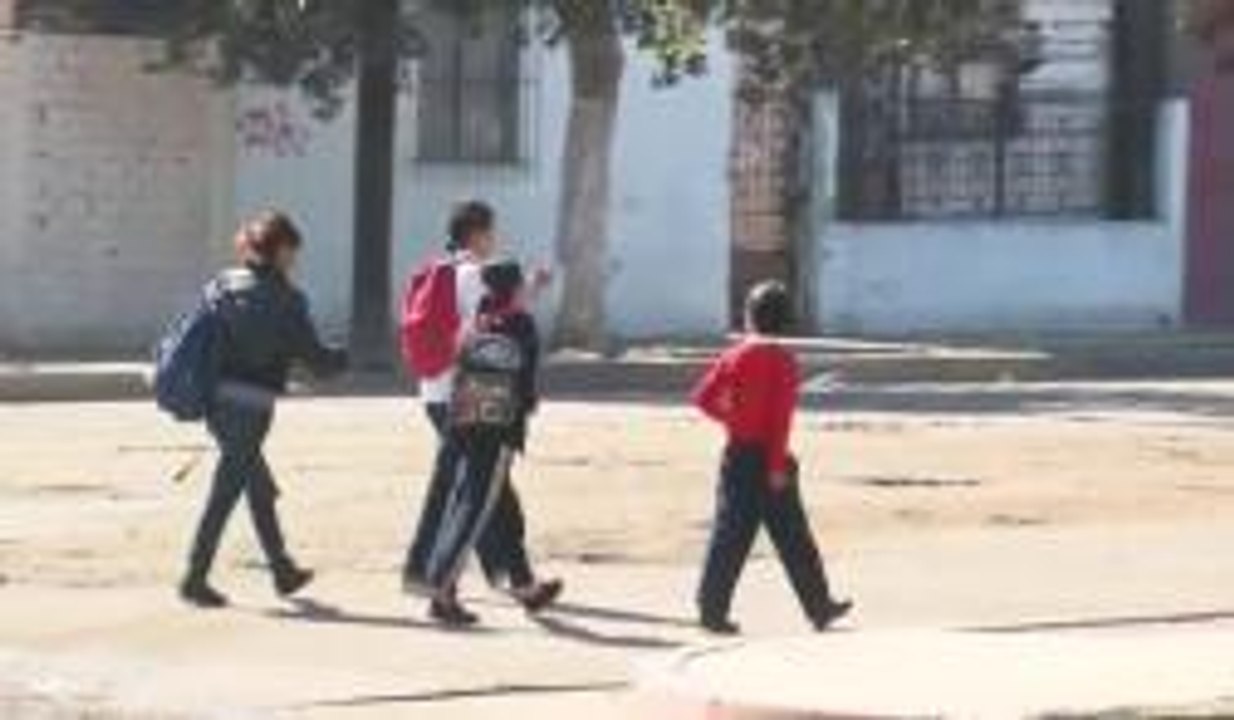 Pensiones para niños tardan por burocracia