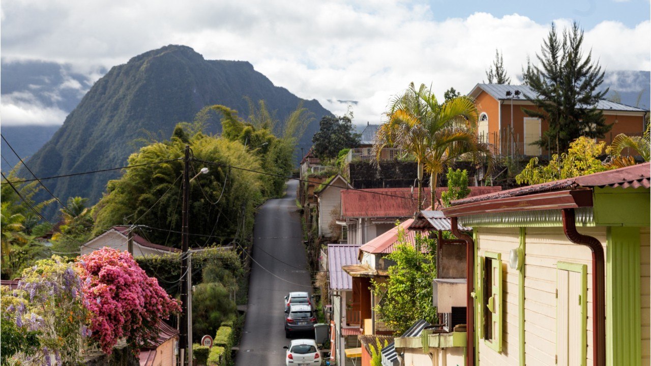 La Réunion durcit ses contrôles pour les voyages pour motifs impérieux