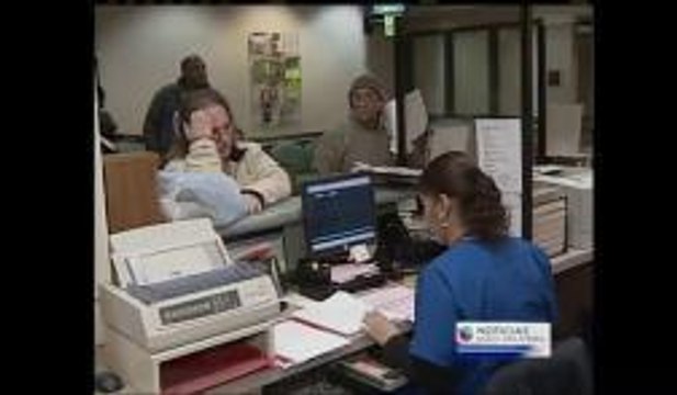 Organización ayuda a latinos a obtener cobertura con Obamacare