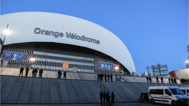 Le stade Vélodrome ne sera vendu qu'à l'OM, insiste le maire de Marseille