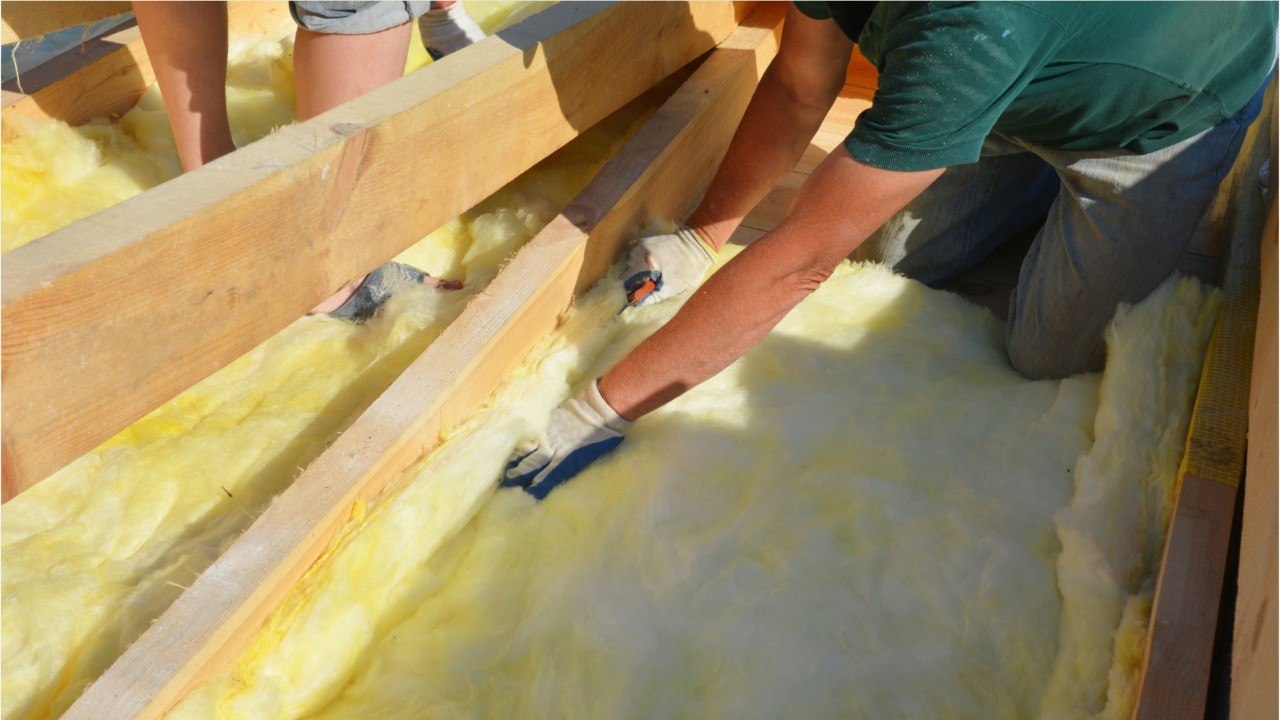 Taxe foncière, ravalement de façade, charges de copro…la check-list de ce qu’il vous faut vérifier avant d’acheter