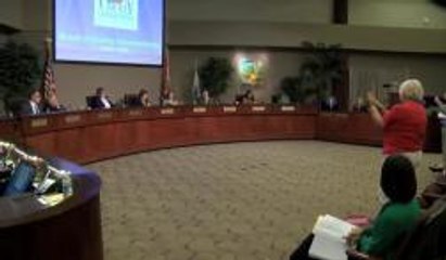 Orange: Debate sobre matrimonios entre personas del mismo sexo