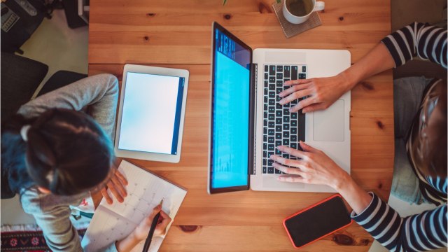 Télétravail : les premières pistes sur la table pour assouplir les règles