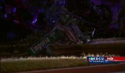 Sedgwick: Persecución policial acaba en choque