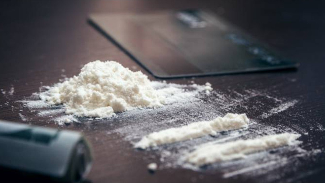 Un maire de Guyane arrêté à Orly avec deux kilos de cocaïne dans ses bagages