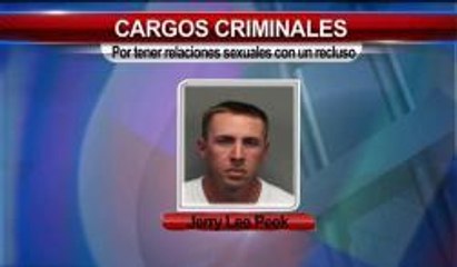Arrestan a ex agente por cargos criminales
