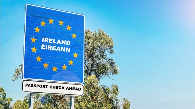 Brexit : la Grande-Bretagne veut finalement des contrôles douaniers avec l'Irlande du Nord !