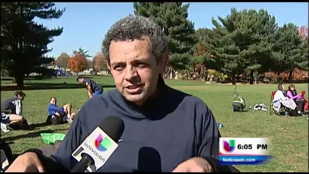 Líderes comunitarios se enfrentaron en partido de futbol amistoso con objetivo de promover el voto