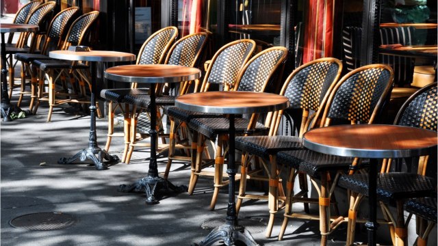Paris : après le confinement, des rues entières réservées aux bars et aux restaurants ?