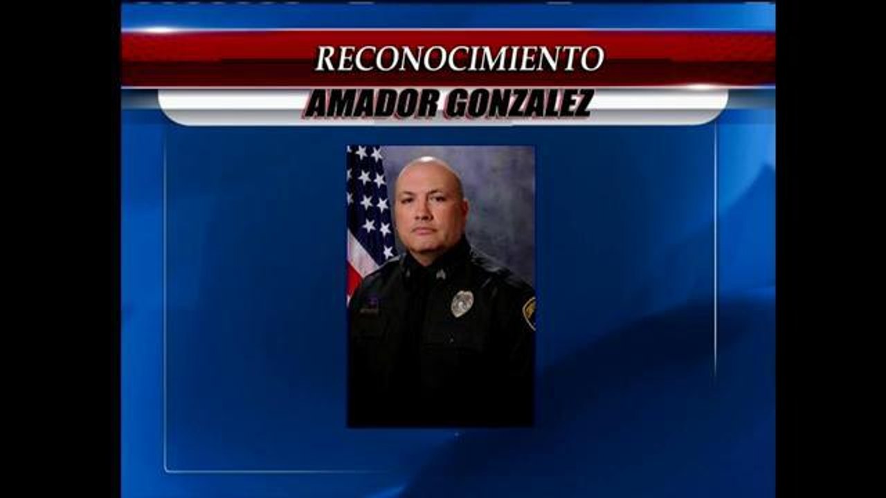 Amador González fue nominado a policía del año