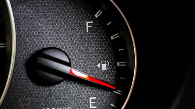 Baisse du prix de l’essence, stations-service en difficulté : le bioéthanol E85 peut-il souffrir de la crise ?