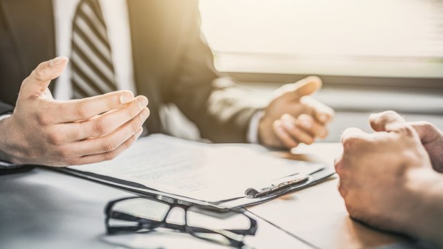 Assurances : celles qui vont vous aider et celles qui vont abuser de la crise