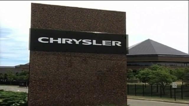 Chrysler retira autos del mercado