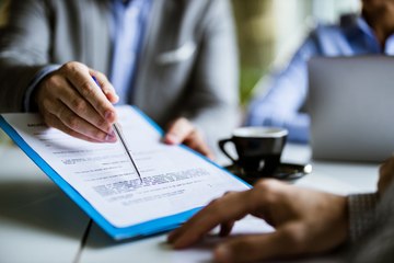 Achat immobilier - comment mettre fin au bail d’un appartement loué ?