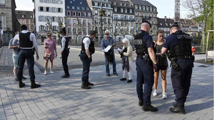 Dans les Vosges, il est interdit de s'arrêter pour discuter dans la rue