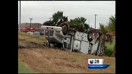 Un accidente en la carretera 44 deja un derrame de combustible