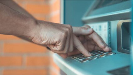 Le trésorier remboursait ses dettes avec la carte du comité d’entreprise