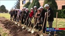 Hospital de Dodge City ampliará sección para mujeres embarazadas.