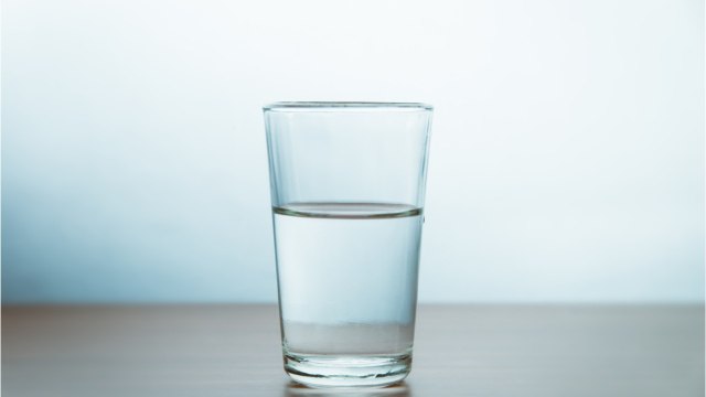 En Belgique, un restaurant sert de l'eau recyclée de ses toilettes à ses clients