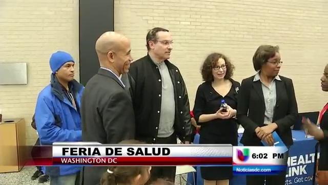 Alcalde de Washington D.C. visito feria de salud en el primer día de nuevas inscripciones de Obamaca