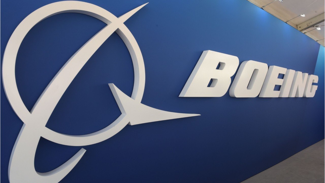 Boeing 737 MAX : les sénateurs américains veulent mettre fin à la règle de "l'auto-certification"