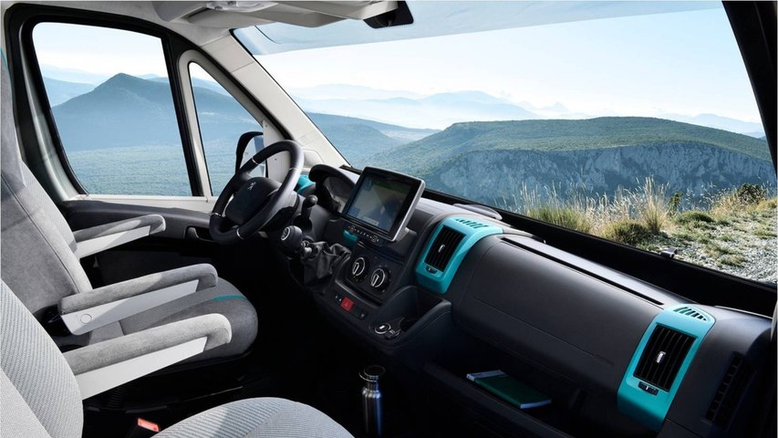 Peugeot Boxer 4x4 concept : un camping-car paré...