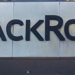 Réforme Des Retraites : Macron Fait-il Un Cadeau Au Fonds Américain BlackRock ? (1)