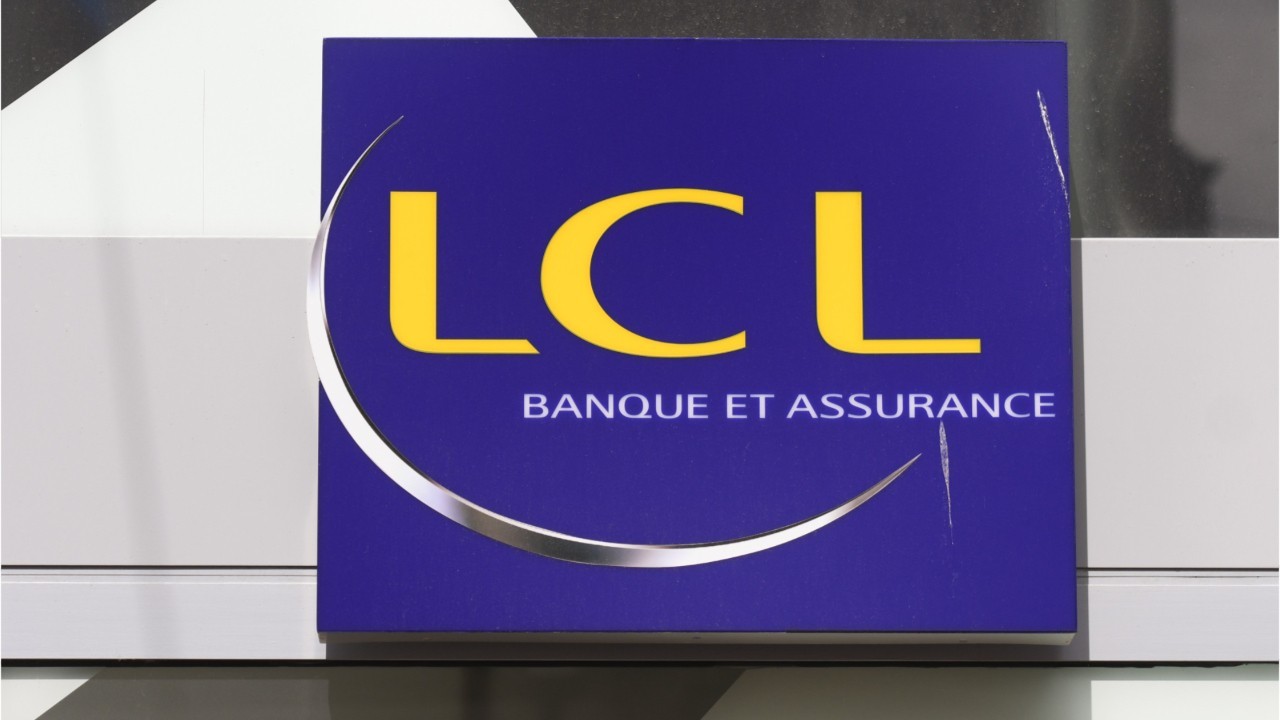 credit agricole deprecie lourdement lcl les bas taux d interet en cause capital fr