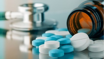 Smecta, Maxilase, Vicks... Prescrire dévoile sa liste des médicaments "plus dangereux qu'utiles"