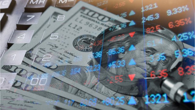 Ça Y Est, Une Première Banque Française Va Taxer Les Dépôts De Ses Clients