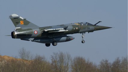 Une Entreprise Privée Américaine Fait Voler Un Mirage F1 Pour La Première Fois (1)