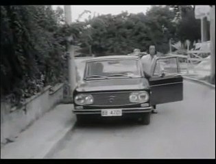 Σπάνιο βίντεο: Όταν ο Σωτήρης Μουστάκας και η Μαρία Μπονέλου ανακοίνωναν το γάμο τους δημόσια