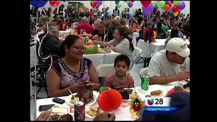 Se realizó la 80º cena de Acción de Gracias de Joe Salem