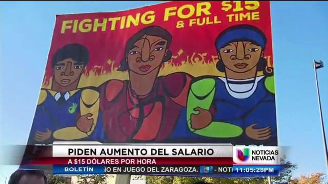 Empleados de Walmart se manifiestan