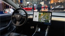 Un couple dépense sans le vouloir une fortune pour des mises à jour sur sa Tesla