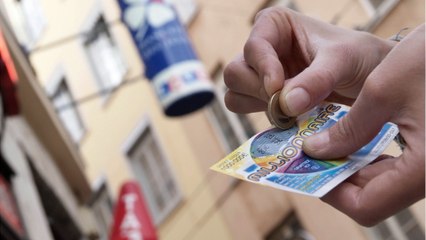 Il veut payer un verre par carte bleue et remporte 500.000 euros