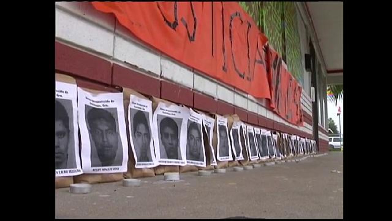 Piden justicia por los 43 estudiantes desaparecidos