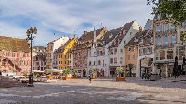 Pourquoi il va falloir changer des centaines de panneaux routiers en Alsace