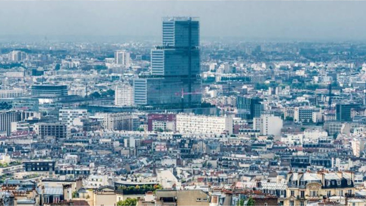 Le palais de justice évacué après une énorme fuite d'eau, deux ans après son inauguration
