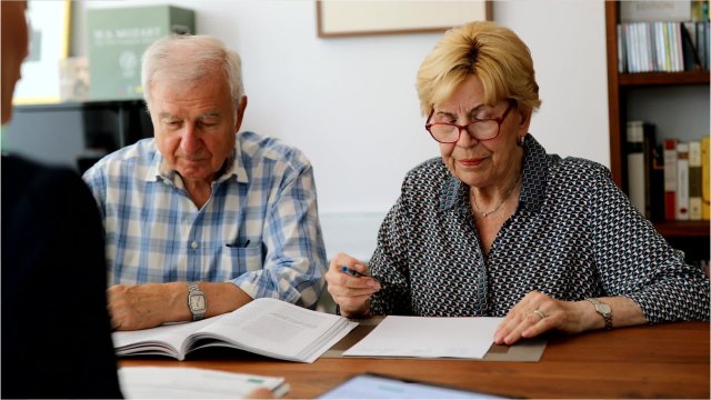 Tout savoir sur l’assurance vieillesse des parents au foyer