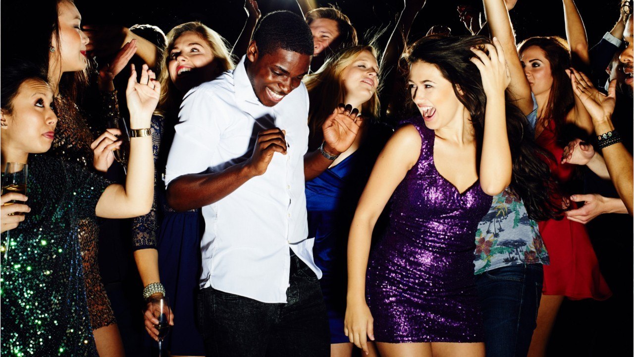 Condamné à 10.000 euros d'amende pour avoir invité 50 personnes chez lui