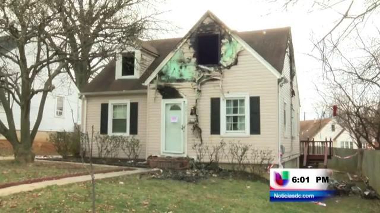 Se salvan de las llamas al ser alertados por detectores de humo