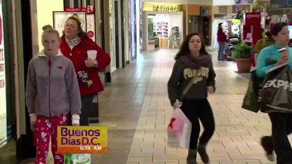 Download Video: Un día ocupado para los centros comerciales